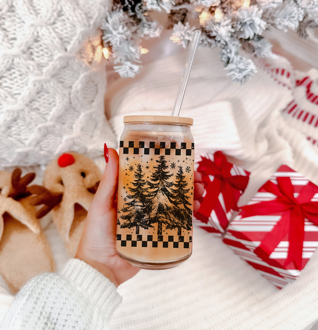 Retro Christmas Tree 17oz