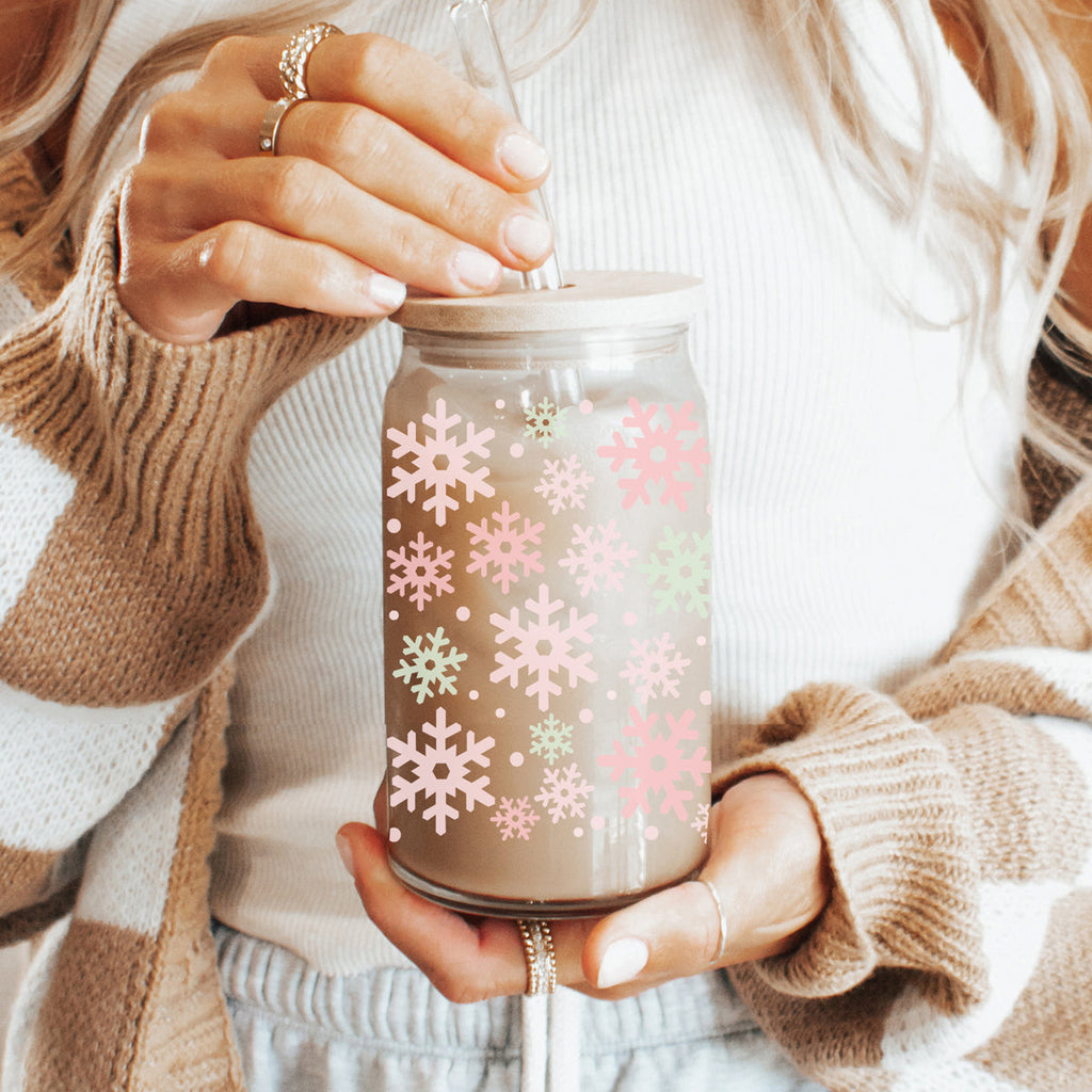 Pastel Snowflakes 17oz